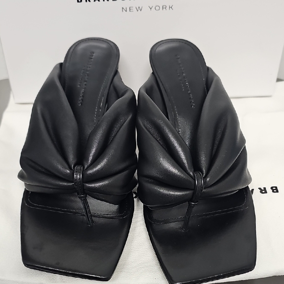 Brandon Blackwood Black Leather Knotted Mule Sandals with Gold B-Heel - Picture 13 of 15